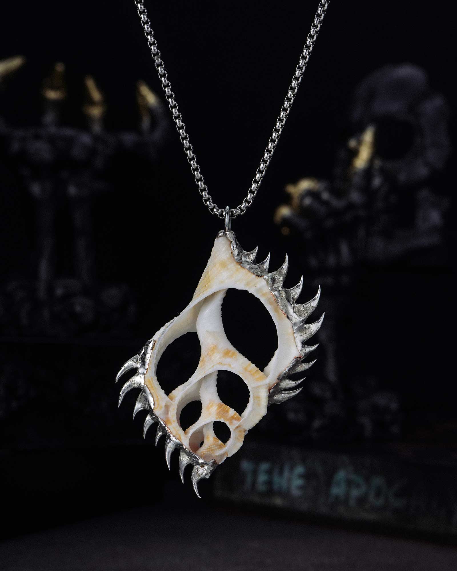 Campass, Chic Handcrafted Soldered Seashell Necklace