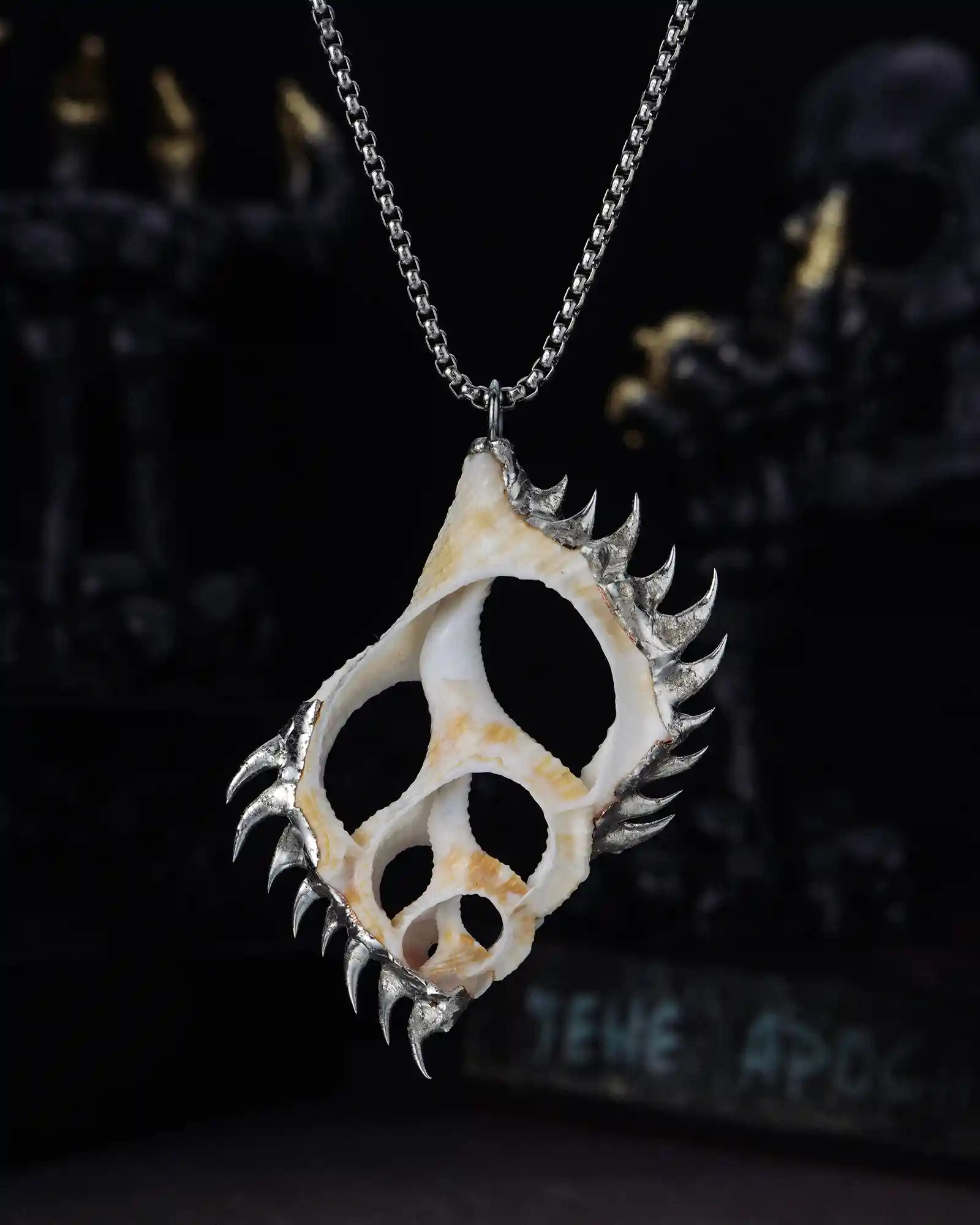 Compass, Chic Handcrafted Soldered Seashell Necklace